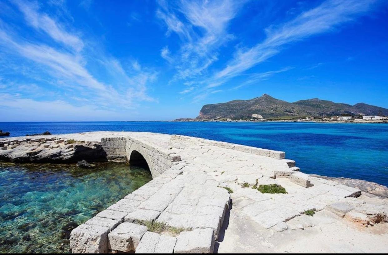 Bed and Breakfast Stabilimento Lido Burrone Favignana Exterior foto