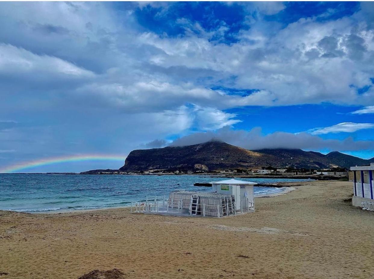 Bed and Breakfast Stabilimento Lido Burrone Favignana Exterior foto