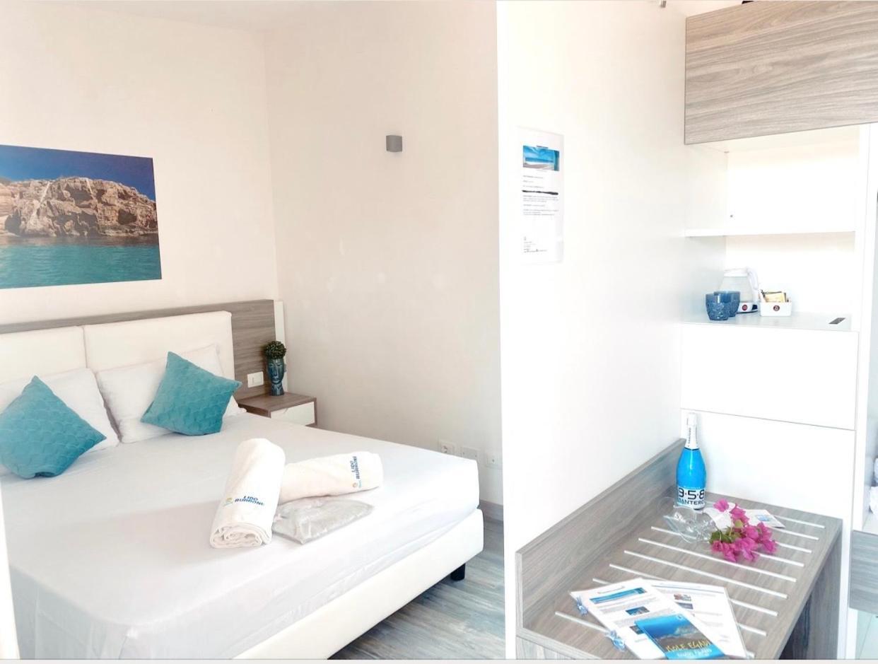 Bed and Breakfast Stabilimento Lido Burrone Favignana Exterior foto
